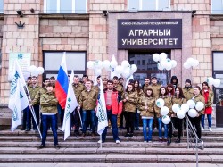 Студенты ЮУрГАУ приняли участие в  первомайском шествии