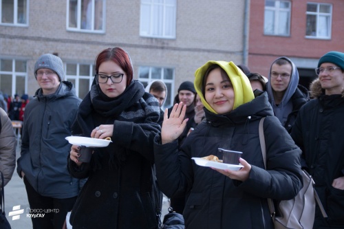 В Южно-Уральском ГАУ широко отметили Масленицу