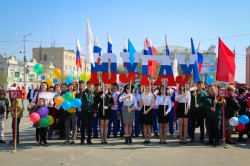 ЮУрГАУ принял участие в первомайском митинге