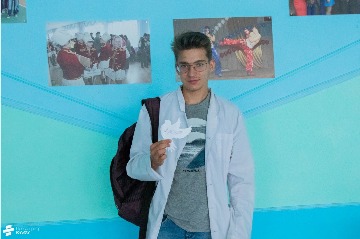 AvzOjRAGnGg.jpg