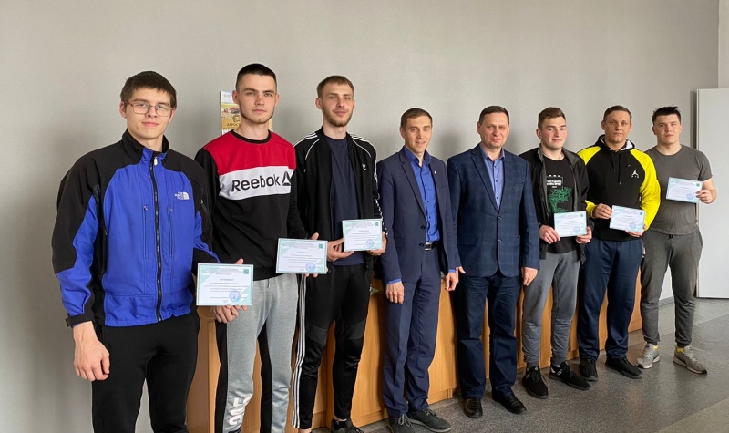 Студенты ЮУрГАУ обучились по программе диагностики автомобильных двигателей