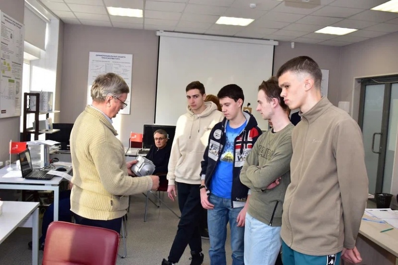 Знакомство с конкурсной программой IX Открытого регионального чемпионата «Молодые профессионалы»