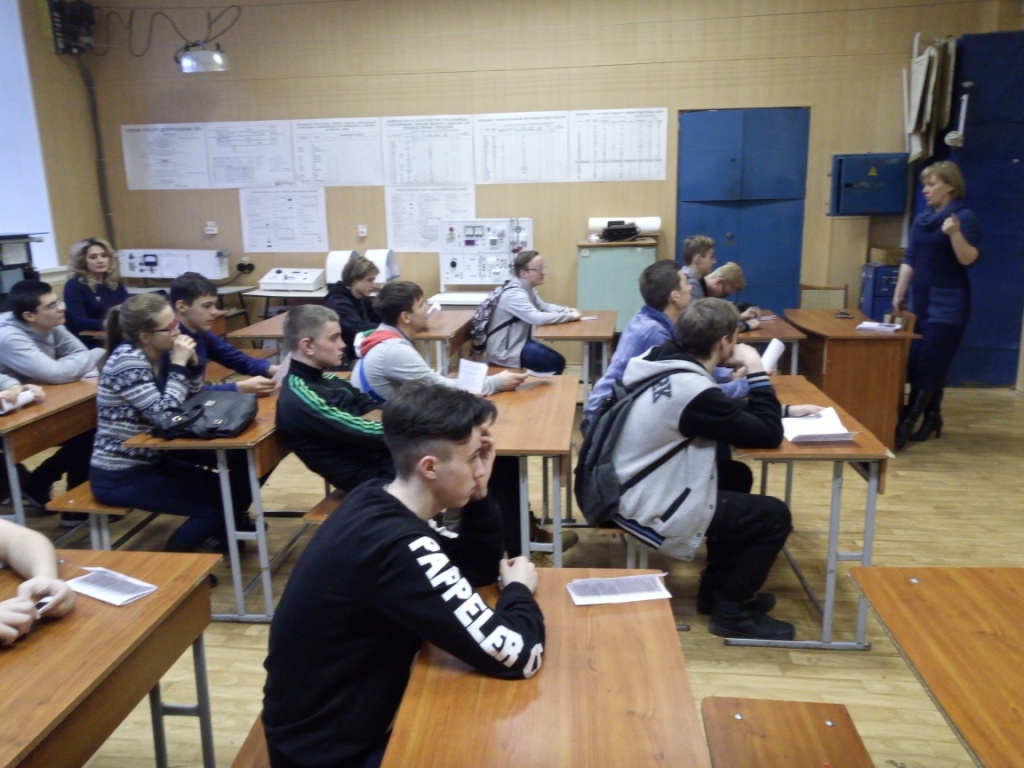 Студенты колледжа познакомились с энергетическим факультетом ЮУрГАУ 